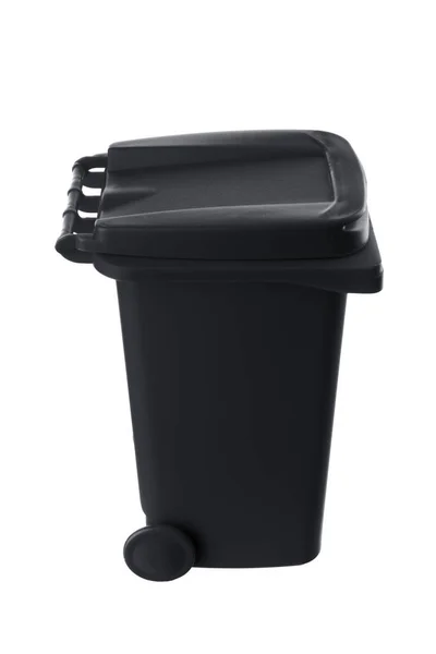 Plastik schwarzer Mülleimer isoliert auf weißem Hintergrund — Stockfoto