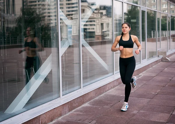 Running woman — Stock Photo, Image