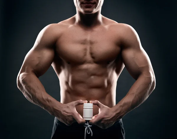 Bir sporcunun elinde Tablet