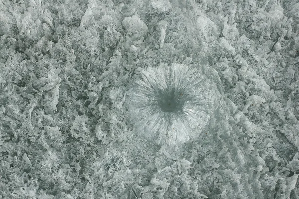 Textura superficie de hielo de un río de montaña de cerca —  Fotos de Stock