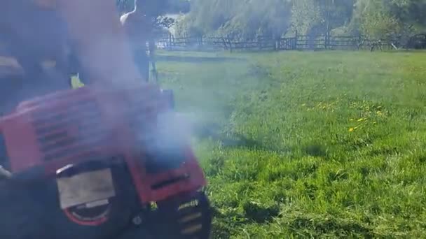 Altai Krai Russia May 2021 People Cutting Grass Mower Gasoline — Stock Video