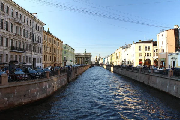 Saint Petersburg Russia July 2021 Прогулянки Літніх Вулицях Санкт Петербурга — стокове фото