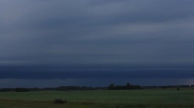 Gök gürültüsü hava değişiklikleri, yıldırımlar, yağmur duş