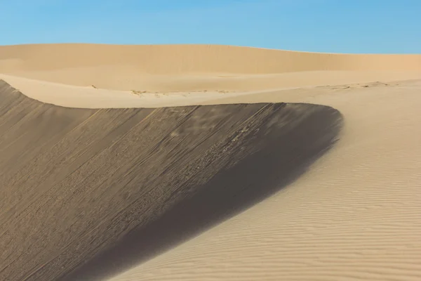 Turismo no deserto. Dunas brancas. Vietname — Fotografia de Stock