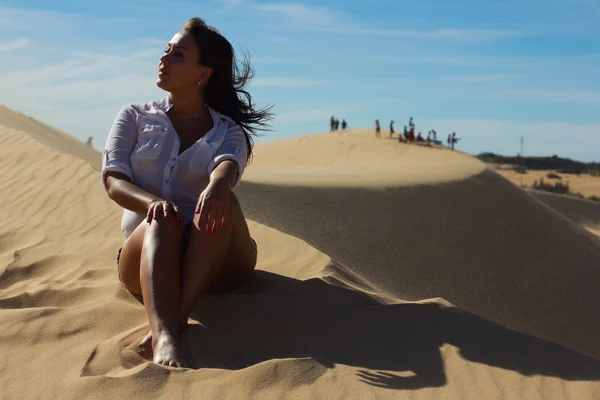 Turismo no deserto. Dunas brancas. Vietname — Fotografia de Stock