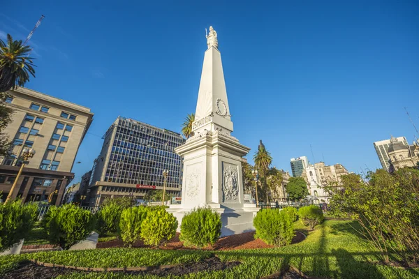 piramide de mayo buenos aires, Arjantin.