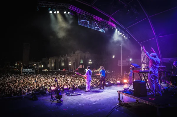 Amelie içinde "hard rock la merce kayalar" konserinde gerçekleştirir. — Stok fotoğraf