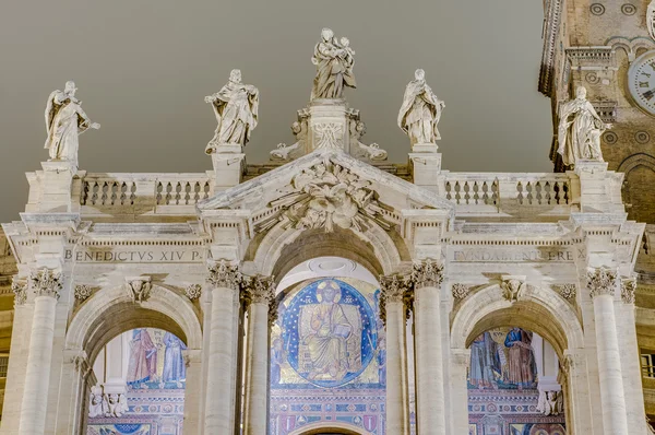 The Papal Basilica of Saint Mary Major in Rome, Italy. — Stock Photo, Image