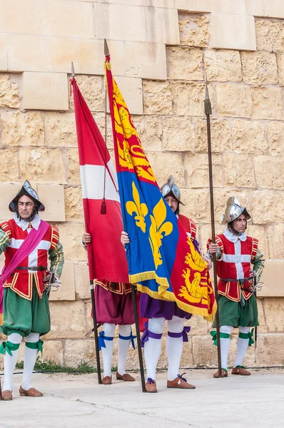 Desfile de la Guardia en el Caballero de San Jonh en Birgu, Malta . — Foto de Stock