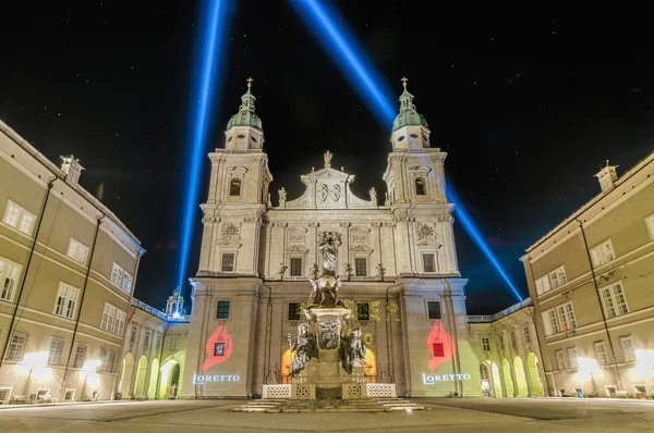 Зальцбургский собор (Зальцбургер Дом) в Зальцбурге, Австрия — стоковое фото