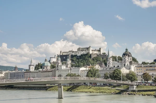 Rio Salzach a caminho de Salzburgo, Áustria — Fotografia de Stock