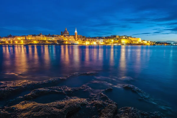 Morza oferuje widok na Valletta, malta — Zdjęcie stockowe