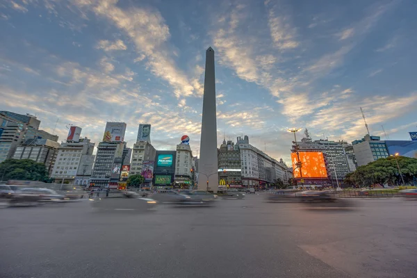 L'Obelisco (El Obelisco) a Buenos Aires . — Foto Stock
