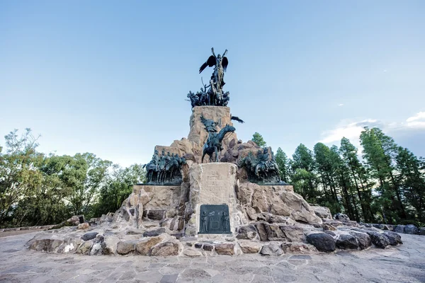 メンドーサ、アルゼンチン セロ デ ラ グロリア記念碑. — ストック写真