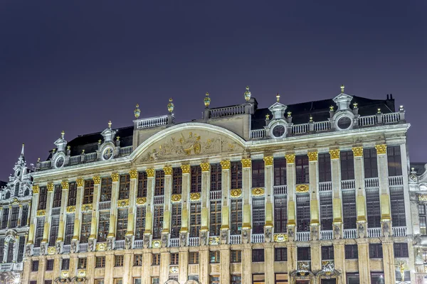 Guildhalls on Grand Place em Bruxelas, Bélgica . — Fotografia de Stock