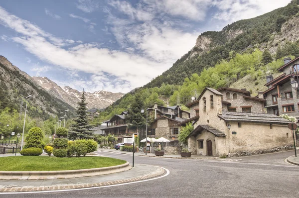 Iglesia románica en Erts, Andorra —  Fotos de Stock