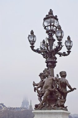 3. Alexander Köprüsü Paris, Fransa
