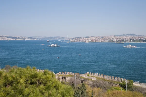 Bosphorus crossing Istanbul — Stock Photo, Image