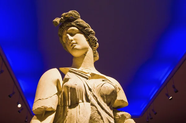Estatua bailarina de la antigua Perge en Turquía — Foto de Stock