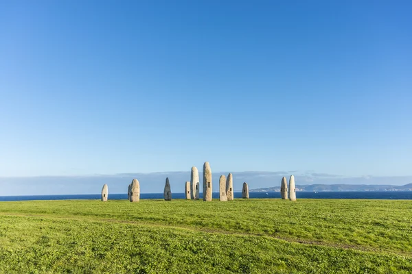 Bautastenar park i a Coruña, Galicien, Spanien — Stockfoto