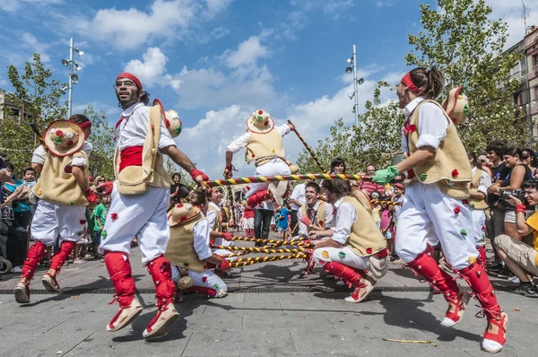 Cercavila performance dentro Vilafranca del Penedes Festa Major — Fotografia de Stock