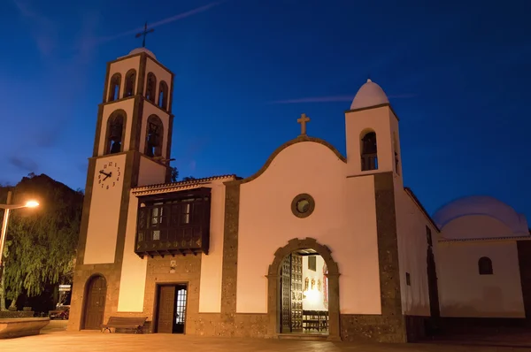 教会在 Santiago 德尔泰德特内里费岛 — 图库照片