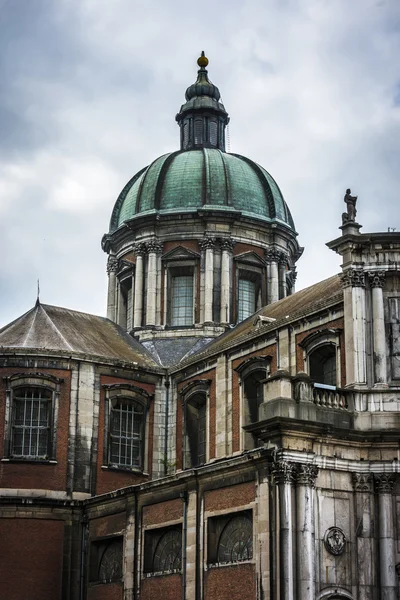 Catedral de San Aubin en Namur, Bélgica —  Fotos de Stock