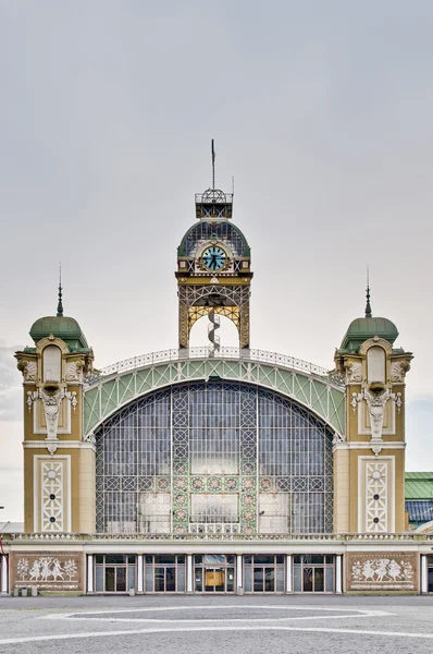 Palacio de la industria en Praga — Foto de Stock