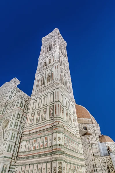 大教堂 di santa maria del fiore 在佛罗伦萨，意大利 — 图库照片