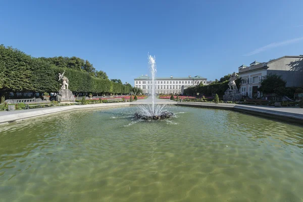 Jardim Mirabell (Mirabellgarten) em Salzburgo, Áustria — Fotografia de Stock
