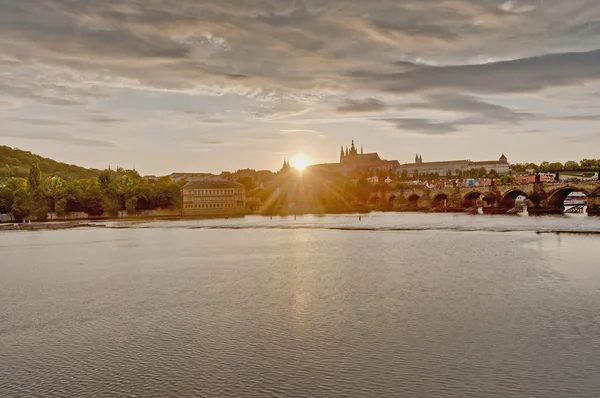 Rasinovo Sokağı'ndan Vltava Nehri — Stok fotoğraf