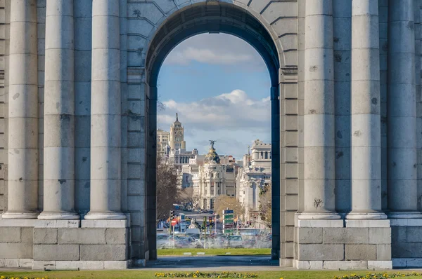 The Alcala Gate in Madrid, Spain. — Stock Photo, Image