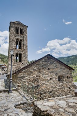 Dostum, Andorra Sant Climent kilisede