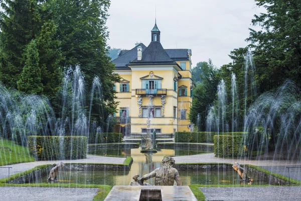 Hellbrunn Palace, Salzburg, Avusturya yanında.