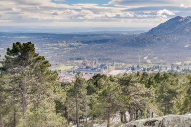 Madrid, İspanya yakınındaki El Escorial Manastırı.