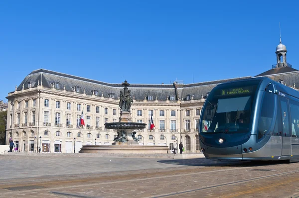 ボルドー、フランスの de la Bourse 広場します。 — ストック写真