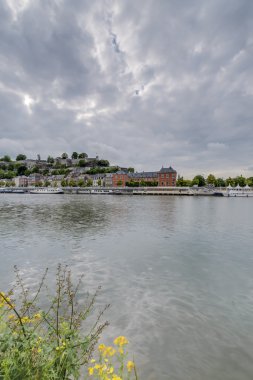Nehir Meuse aracılığıyla Namur, Belçika