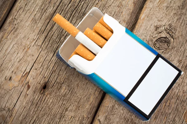 Smoking-bad habit — Stock Photo, Image