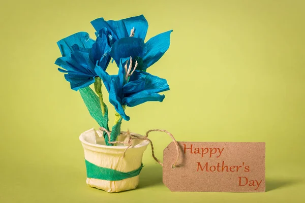 Childrens Handicraft Paper Flowers Made Colorful Paper Greetings Mom Mother — Stock Photo, Image