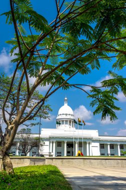 Colombo, Sri Lanka - Şubat 27,2015. Colombo şehir Belediye Binası, Colombo ve Viharamahadevi Park, en eski ve en büyük karargahı içinde kalp, City, Colombo park