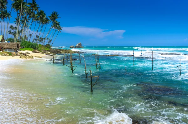 Tropikalnej plaży Kogalla w Sri Lanka — Zdjęcie stockowe