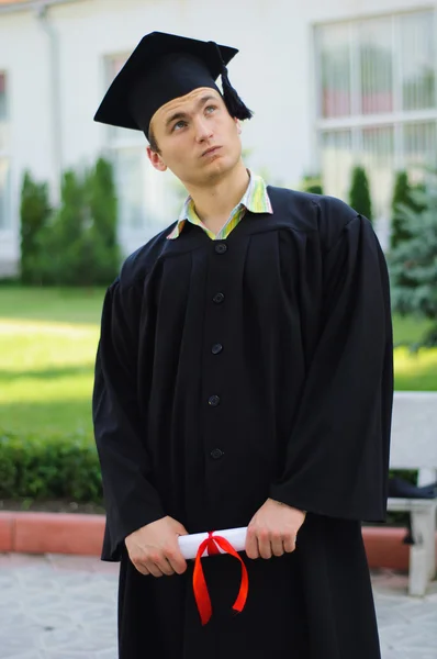 O pensamento graduado sobre o seu futuro — Fotografia de Stock