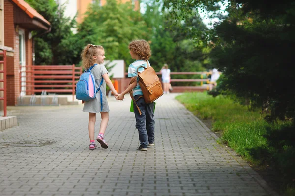 Voltar para a escola. — Fotografia de Stock