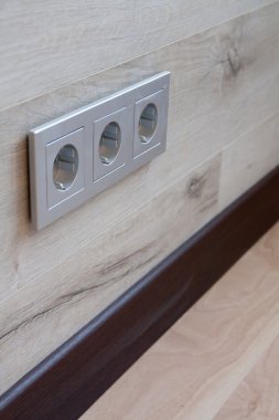 Elektrik soketi ile duvar