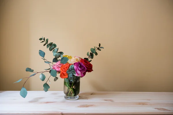 Buquê de rosas coloridas — Fotografia de Stock