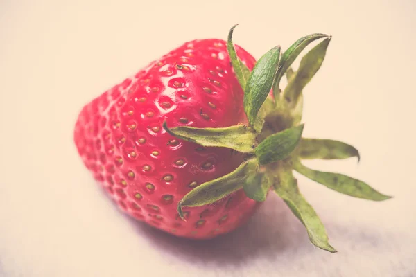 Fragola biologica rossa matura — Foto Stock