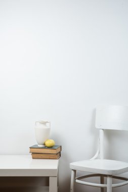 sandalye ve boş duvar arka plan, iç sanat poster alay kadar