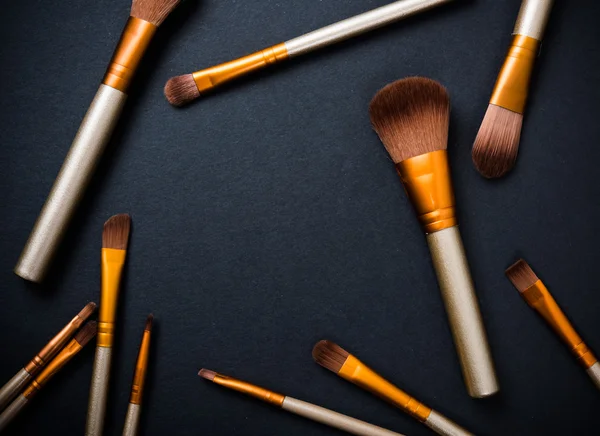 Επαγγελματική συλλογή βούρτσες μακιγιάζ, νέα εργαλεία make-up που έχουν ρυθμιστεί σε — Φωτογραφία Αρχείου