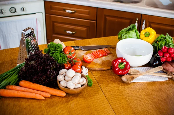 Hemlagad mat förberedelse — Stockfoto