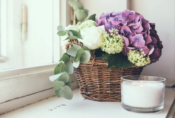 Bouquet di fiori freschi — Foto Stock